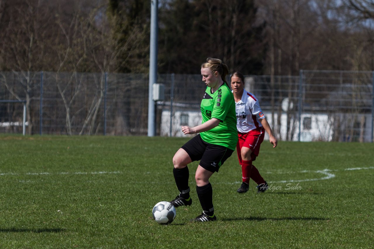 Bild 111 - Frauen Schmalfelder SV - TSV Siems : Ergebnis: 1:0